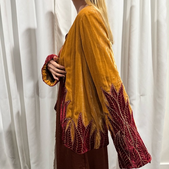 Chasing unicorns longline Aquarius silk velvet jacket in gold and red. - Picture 12 of 14